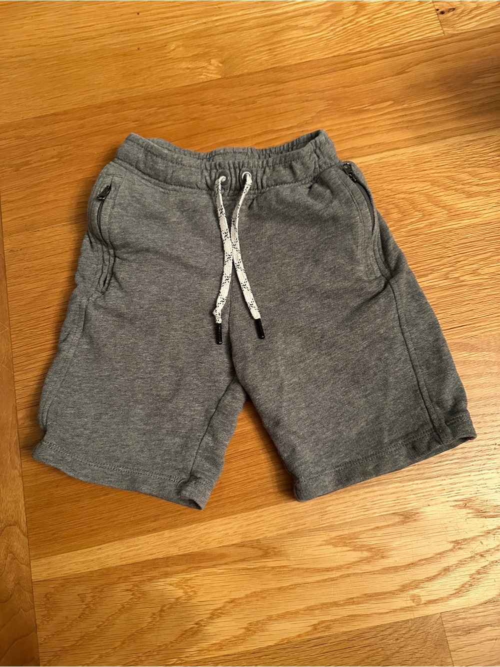 Hanna Andersson Gray Slim Sweat Shorts Boys